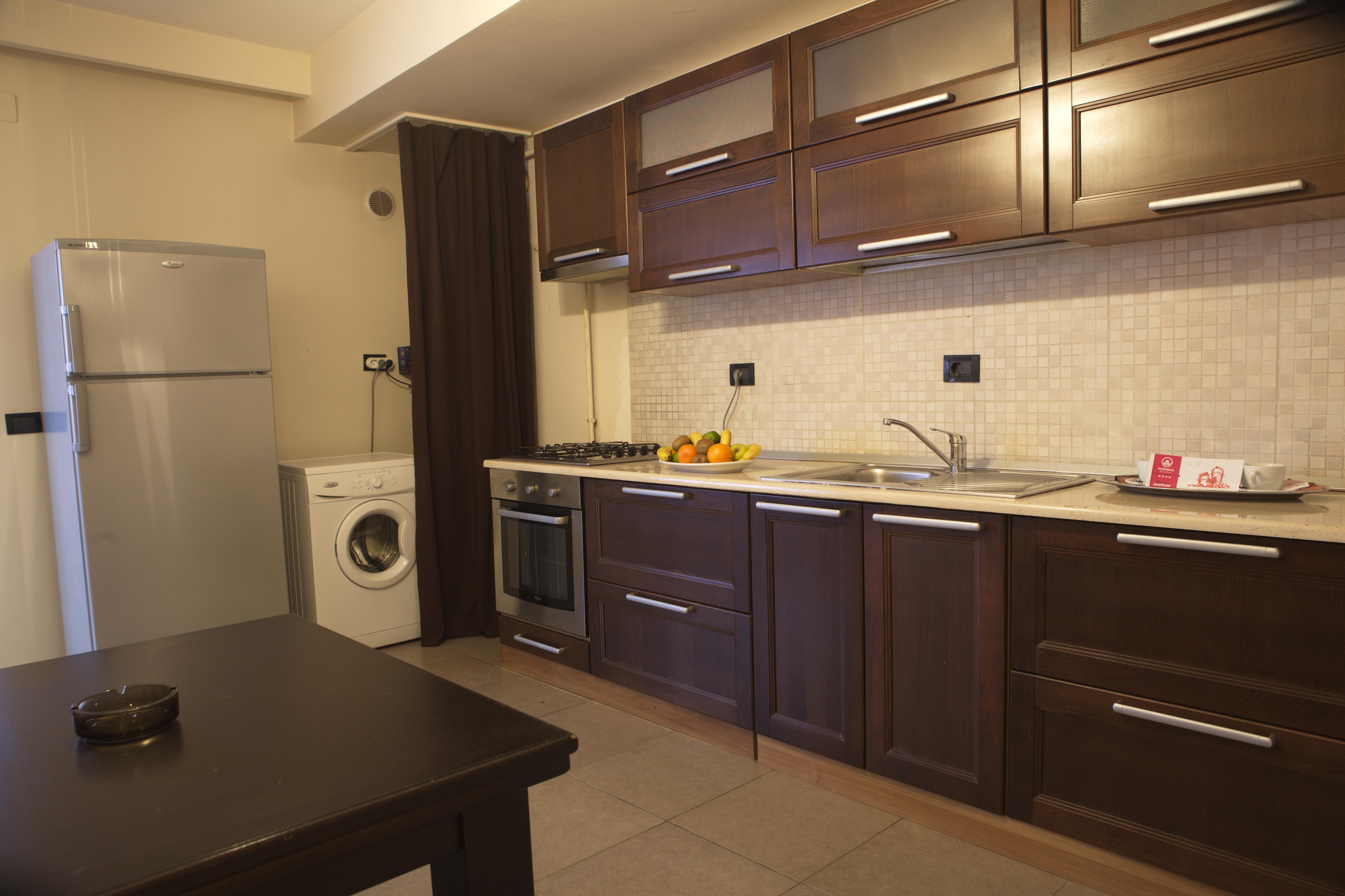 Hotel Phoenicia Grand 4*