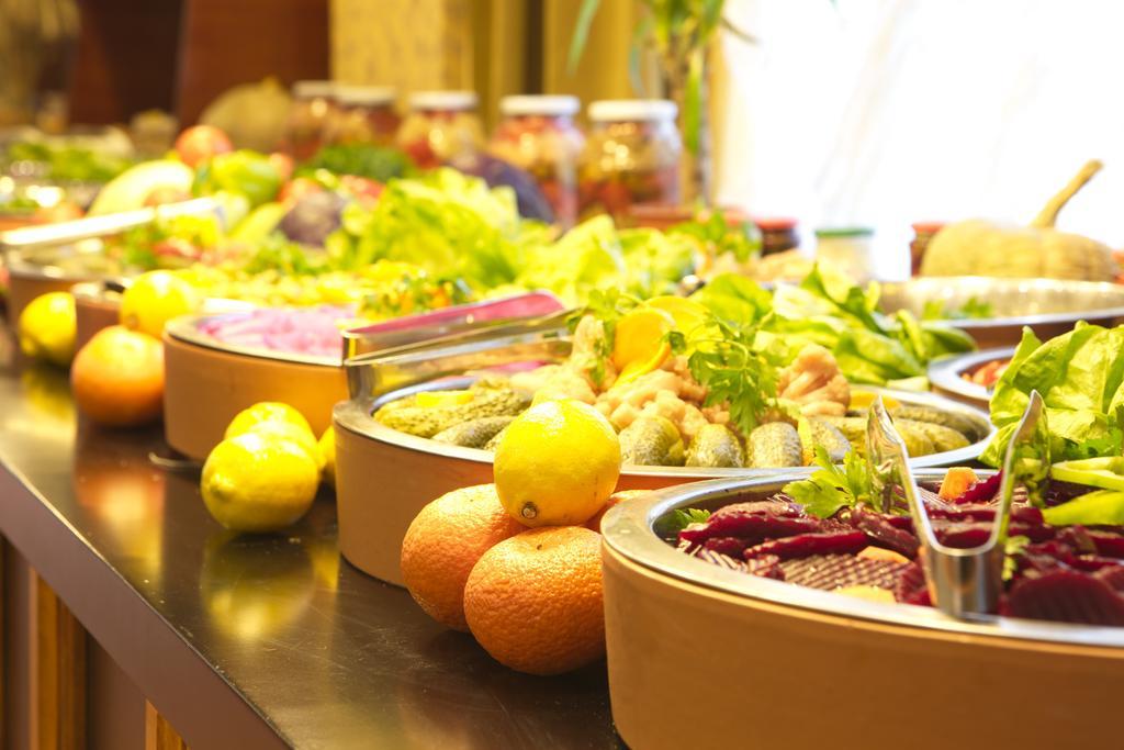 Hotel Phoenicia Grand Bucureşti