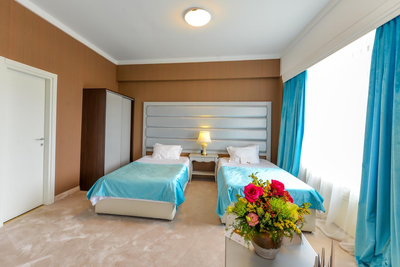 Hotel Phoenicia Grand